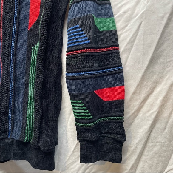 Vintage Tundra COOGI STYLE 90s Canada Multicolor 3D Knit SWEATER size large - Picture 2 of 8
